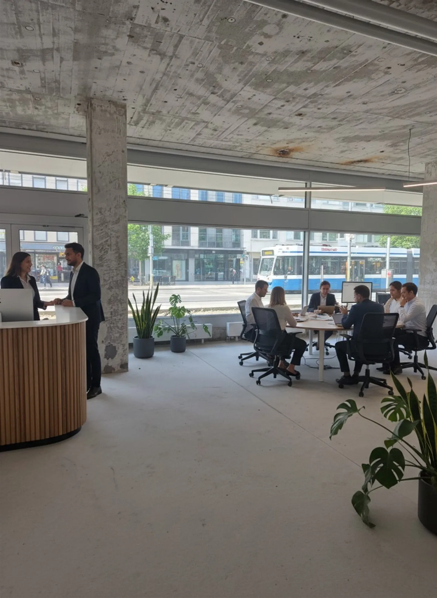 Il tuo spazio di movimento e showroom nel dinamico quartiere 4 - Foto 6 di 8