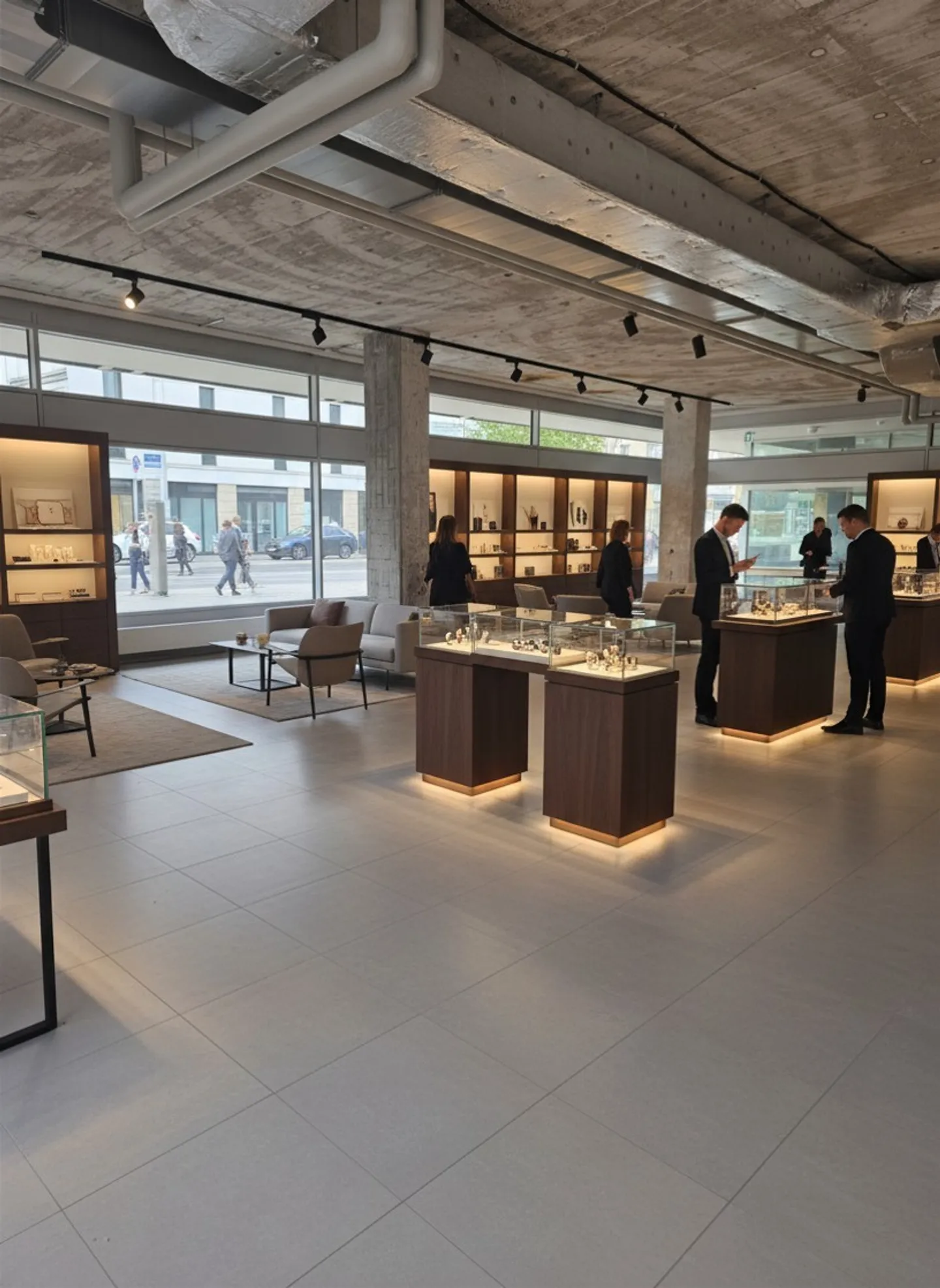 Il tuo spazio di movimento e showroom nel dinamico quartiere 4 - Foto 5 di 8