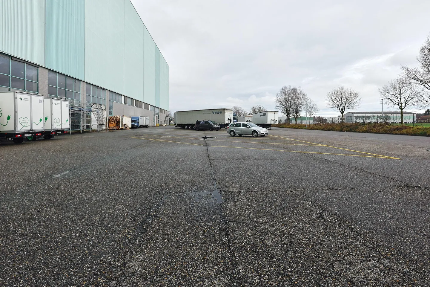 Propriété commerciale à Biberist - Photo 3 sur 13