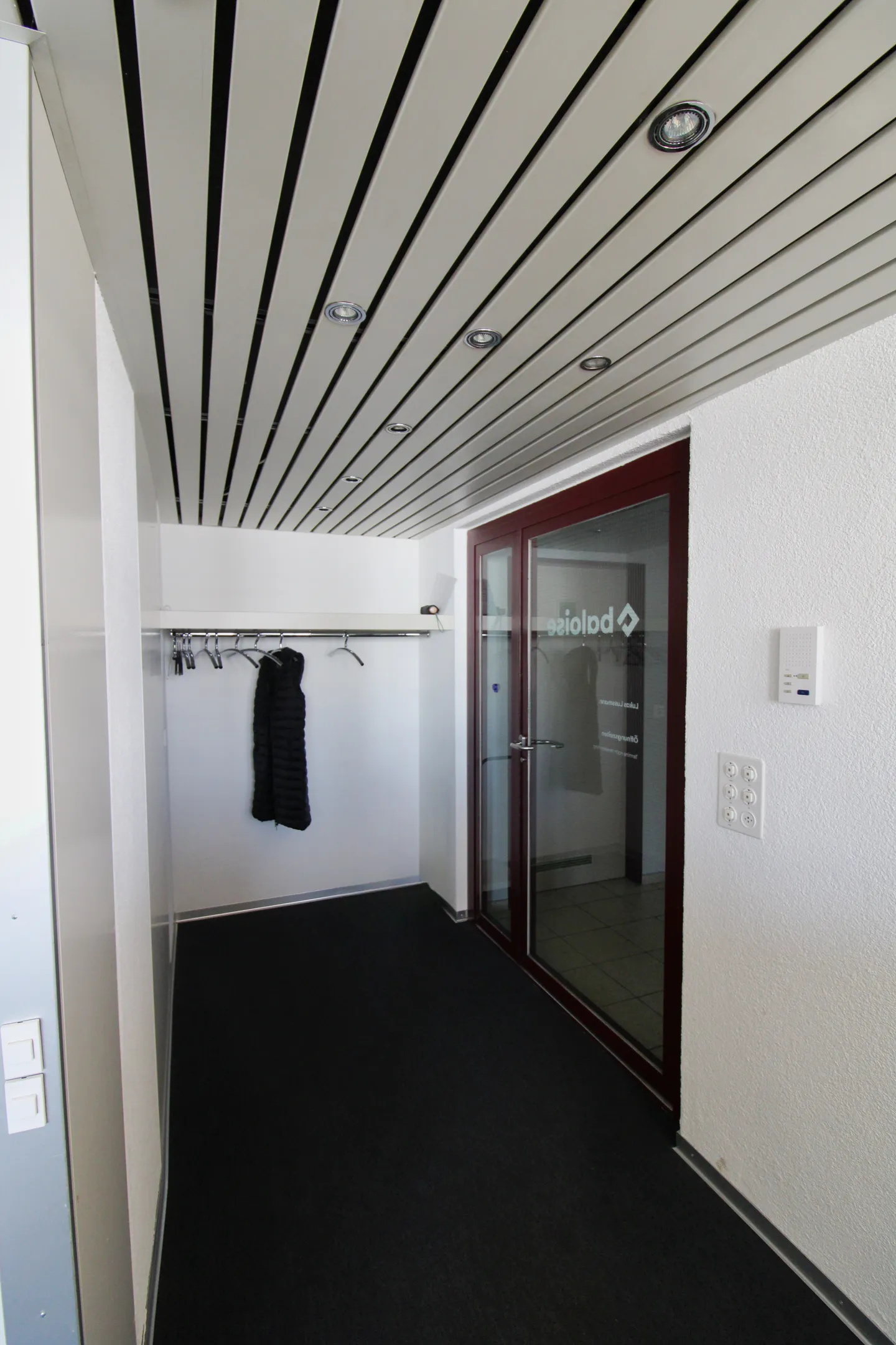 Geräumige Gewerbefläche in Horgen - Foto 10 von 10