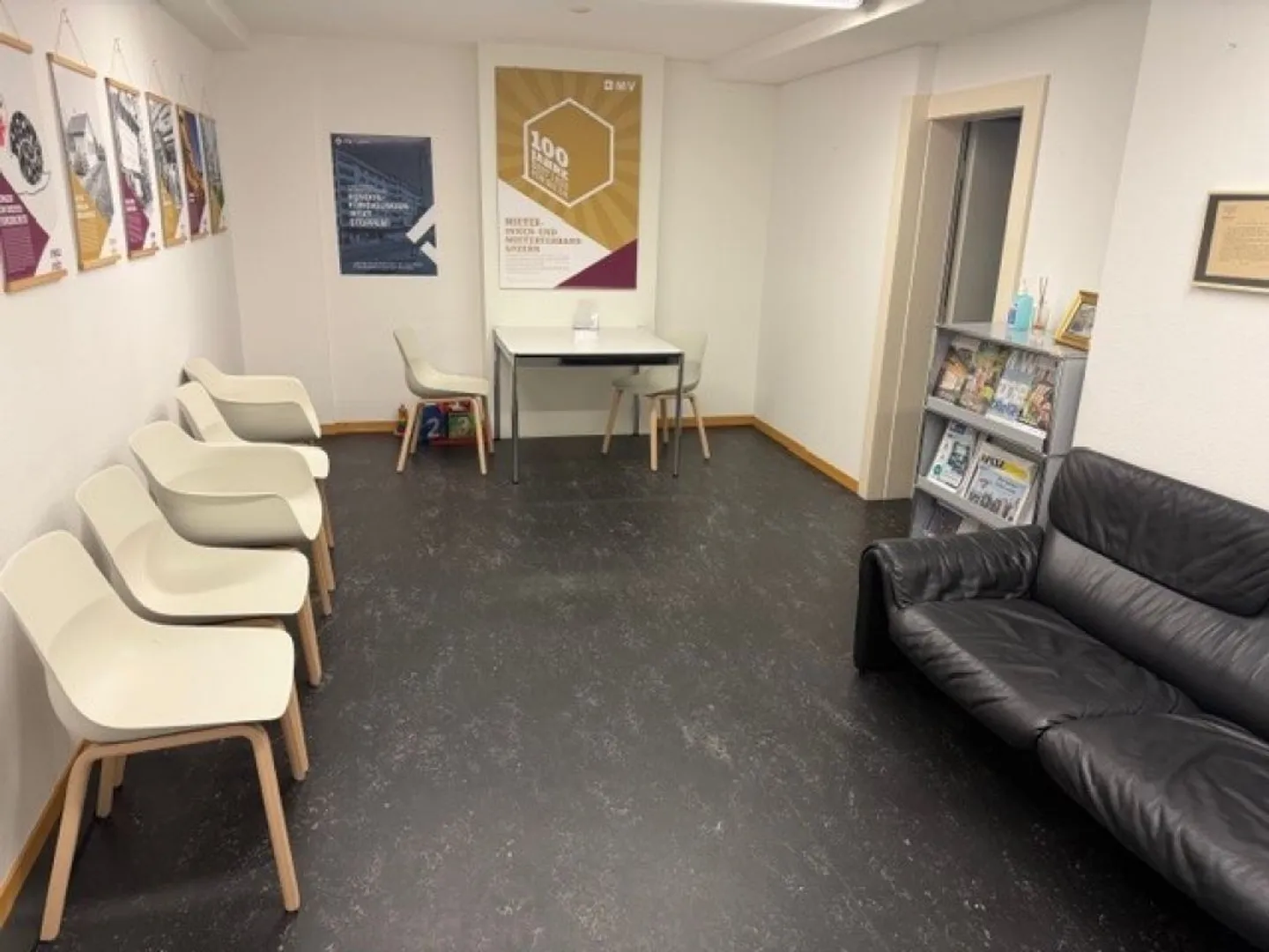Espace de travail avec charme de la vieille ville - Photo 3 sur 6