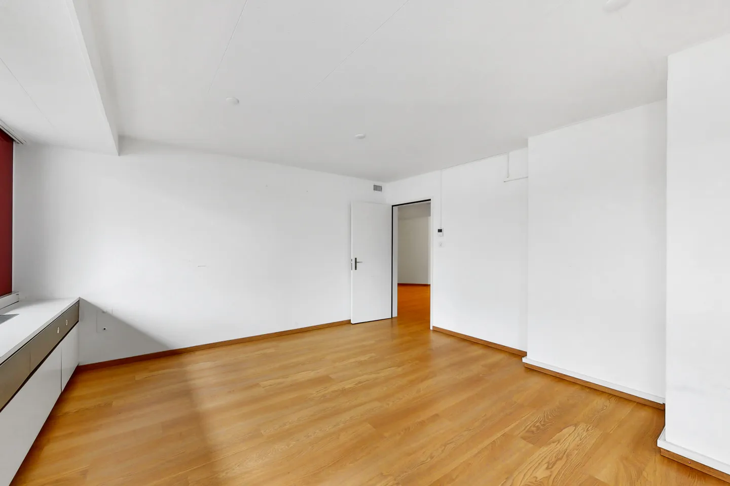 Office Space in Prime Location - Photo 8 of 10