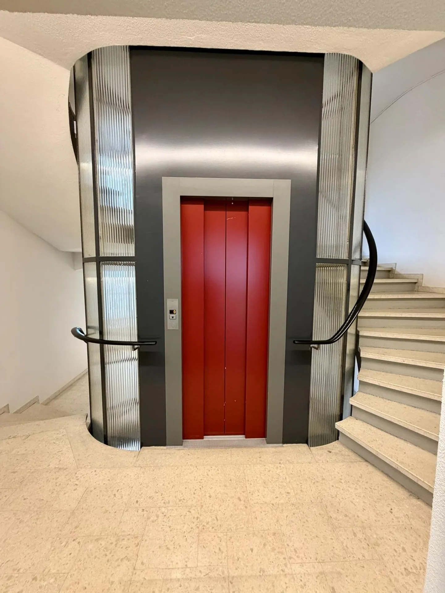 Votre nouveau bureau directement à la gare d'Oerlikon - Photo 4 sur 12