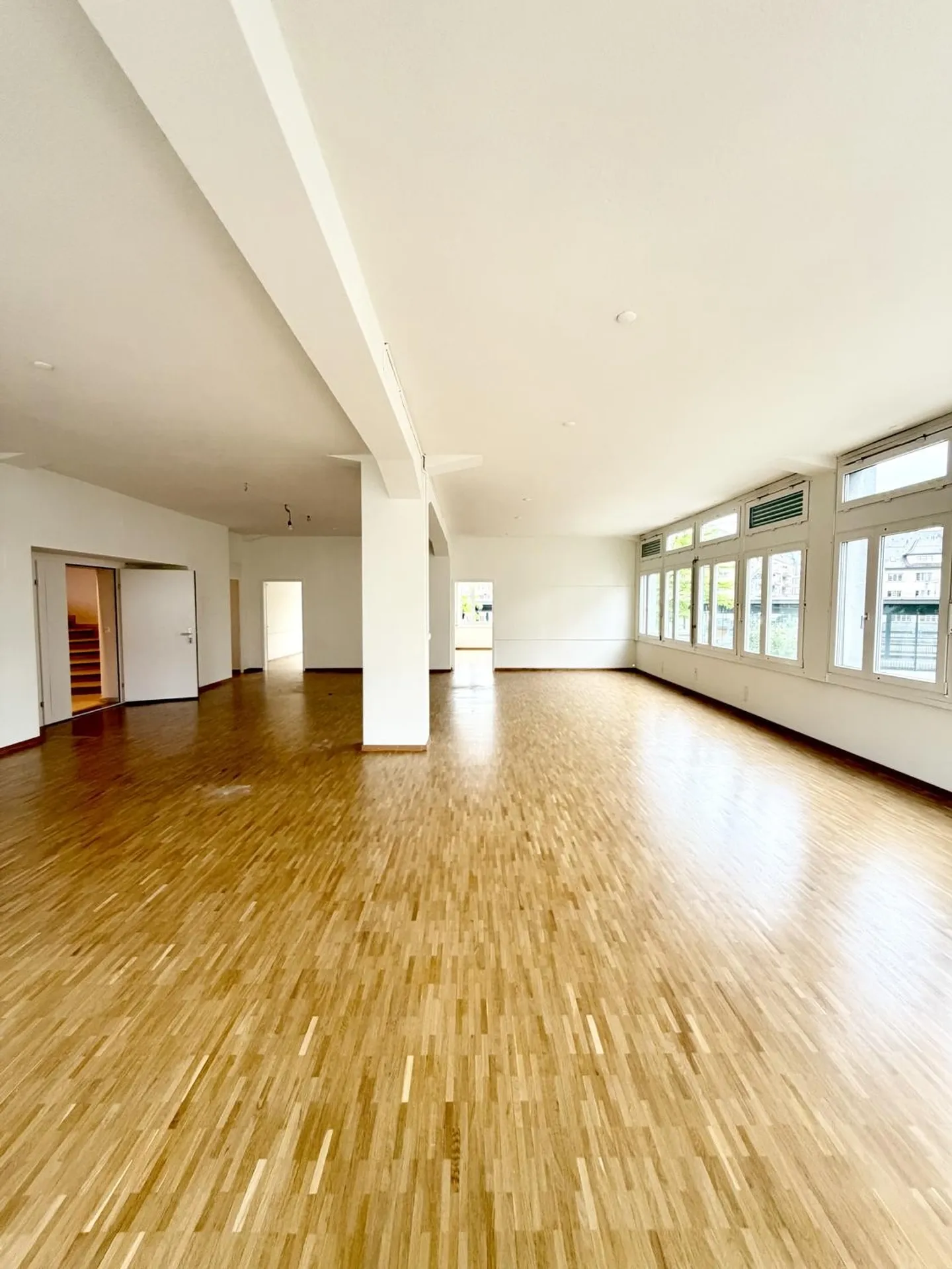 Votre nouveau bureau directement à la gare d'Oerlikon - Photo 10 sur 12