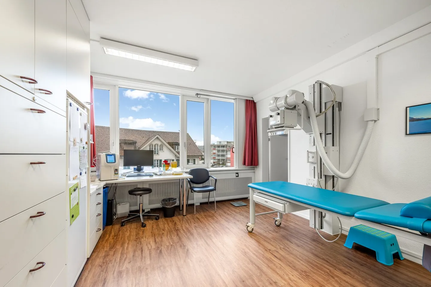 The ideal location for your practice - 3 months rent-free - Photo 4 of 6
