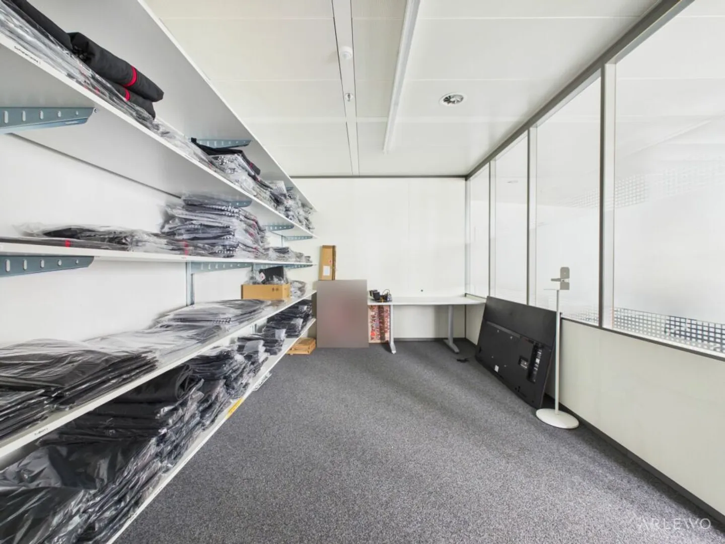Bright and practical office space near the highway - Photo 7 of 8