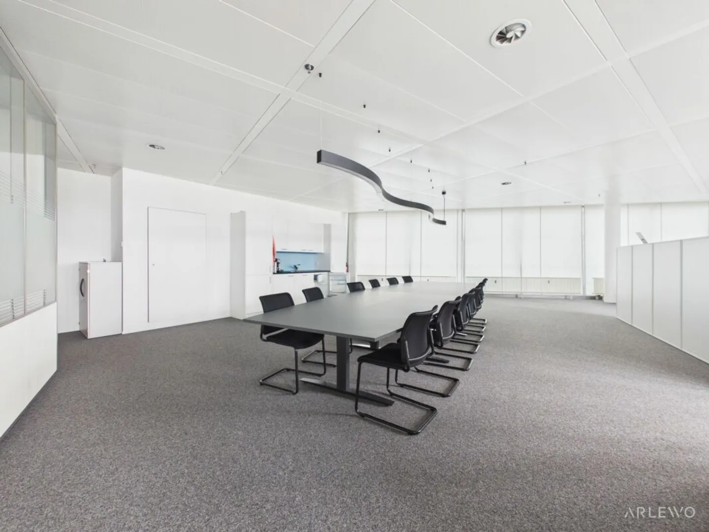 Bright and practical office space near the highway - Photo 6 of 8