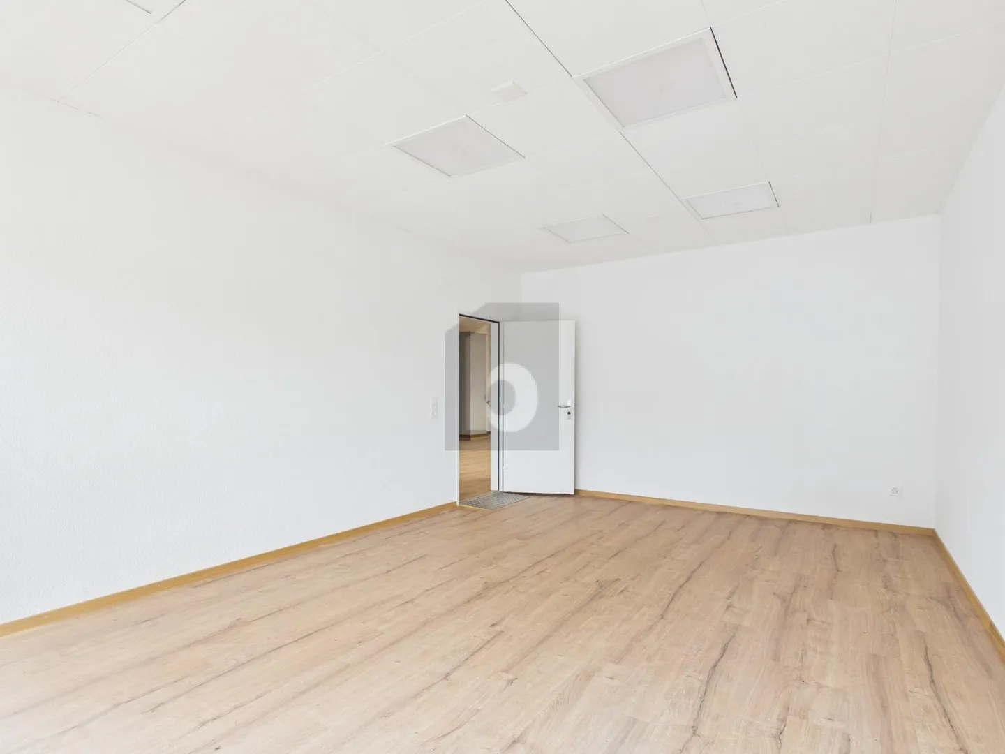 ICI VOTRE ENTREPRISE PEUT GRANDIR - Photo 2 sur 6