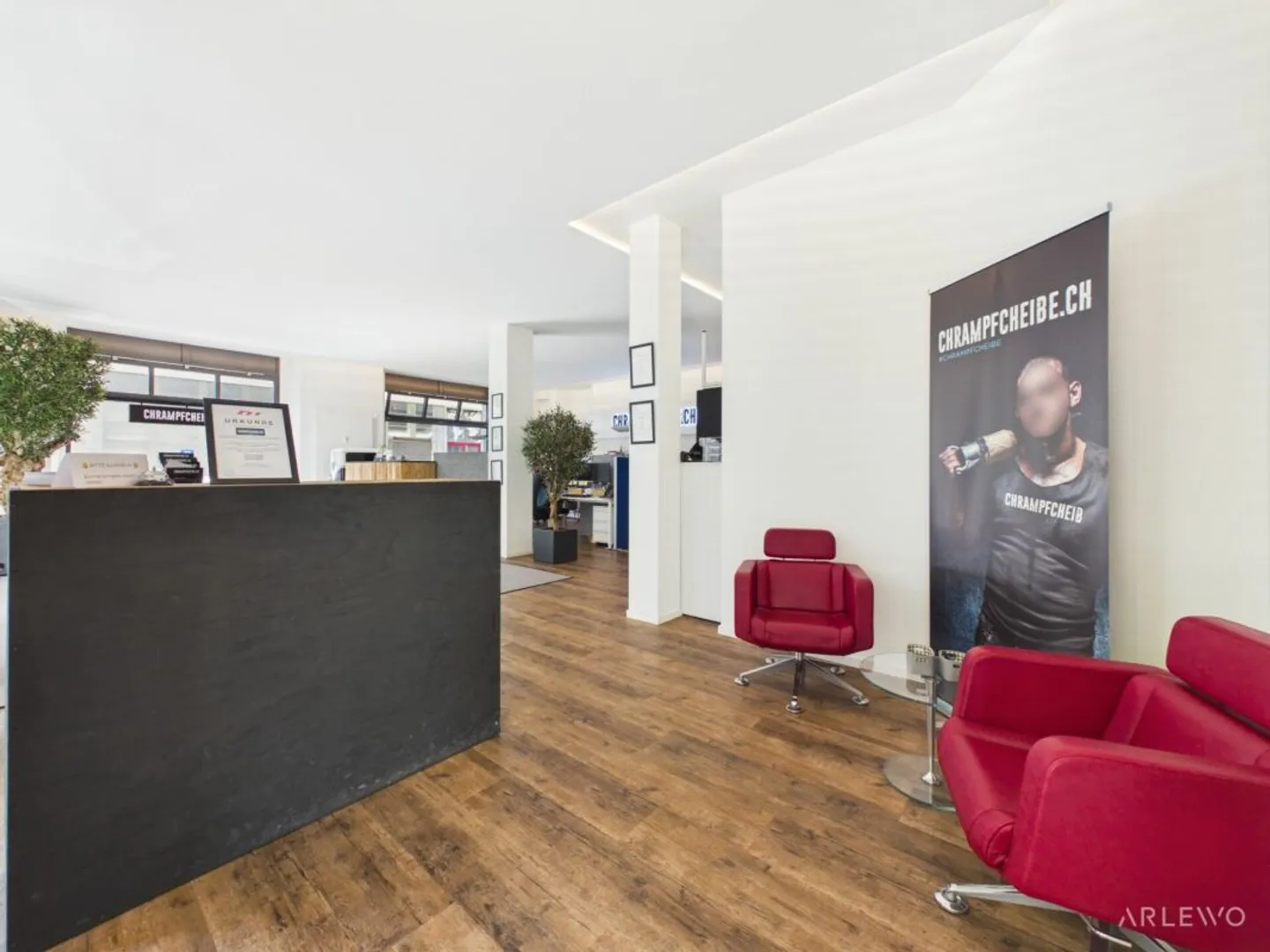 Become visible in the Lucerne Neustadt on the ground floor - Photo 3 of 13