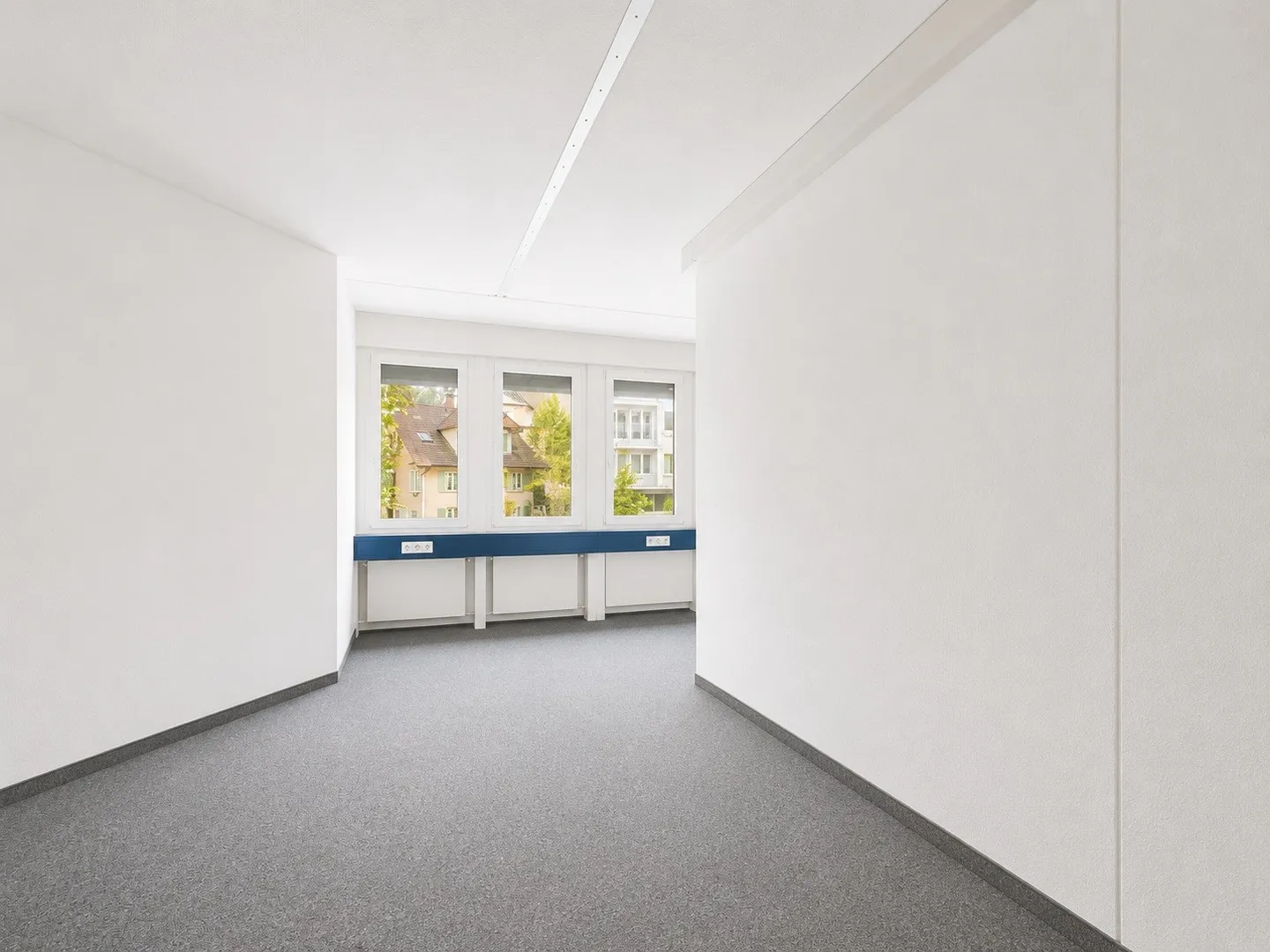 Espaces de bureau flexibles avec potentiel de développement dans un emplacement central - Photo 7 sur 8