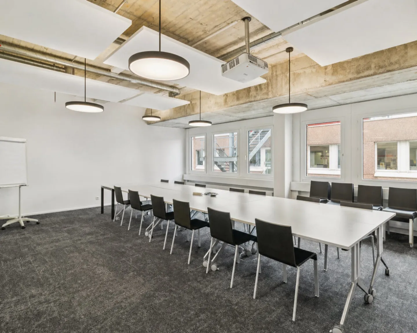 Spazio per sede moderna vicino a Zurigo – 760 m² disponibile immediatamente - Foto 7 di 11