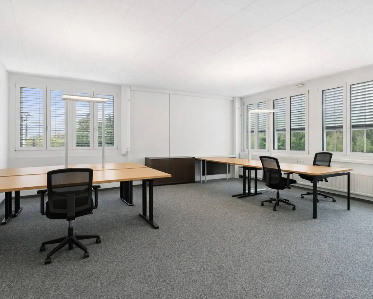 Attractive Commercial Space - Photo 9 of 13