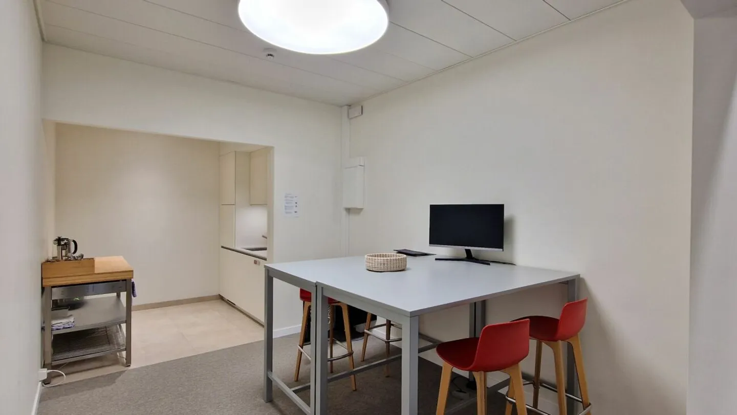 Bureaux rénovés à Lausanne - Photo 7 sur 10