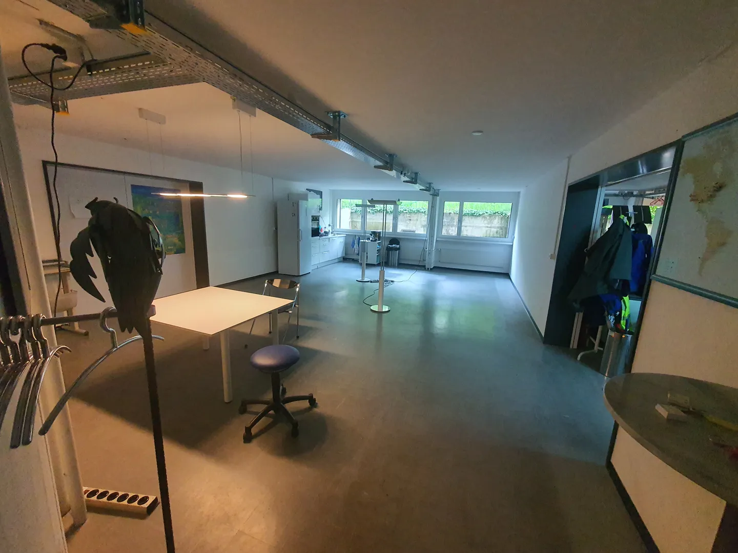 Espace Commercial Polyvalent - Photo 2 sur 8