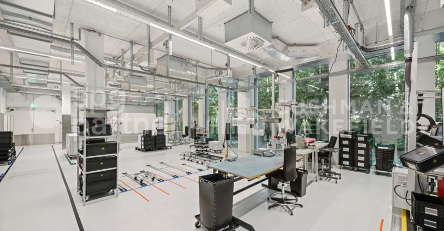 Werkstatt - Foto 1 von 13