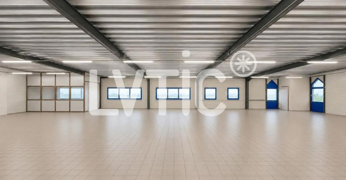 Atelier Spacieux à Louer - Photo 8 sur 8