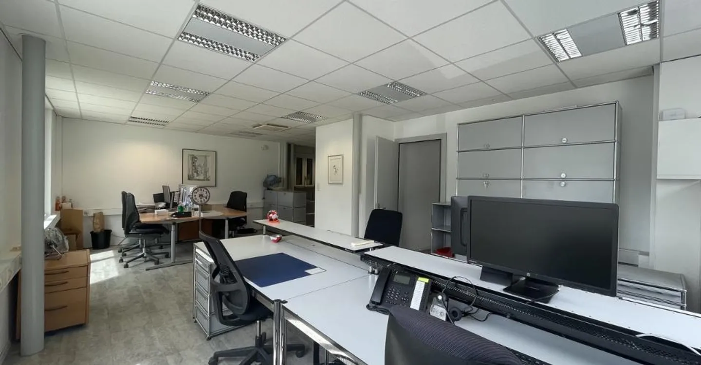 Bureau spacieux à Charrat - Photo 6 sur 11