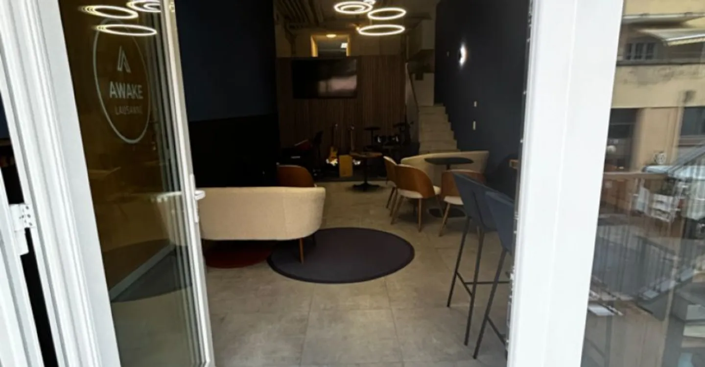 Arcade - Photo 3 of 7