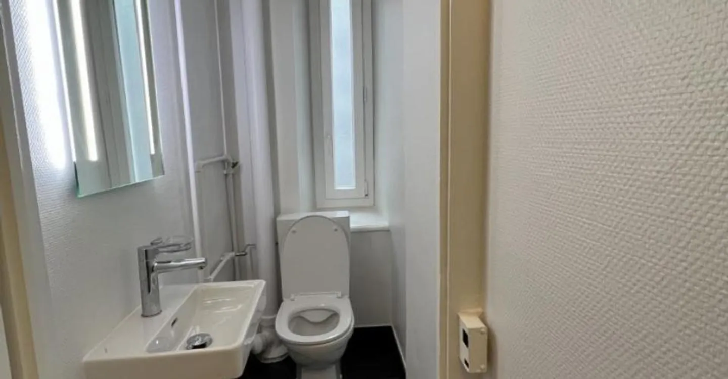 Appartement Rénové Charmant - Photo 10 sur 13