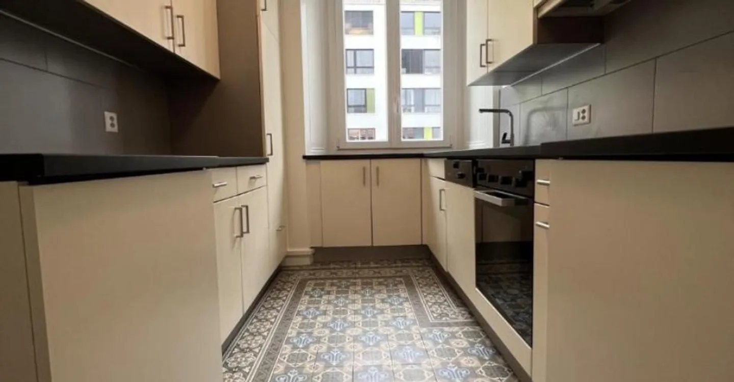 Appartement Rénové Charmant - Photo 8 sur 13