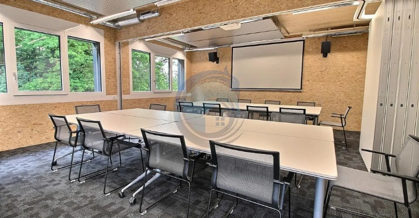 Espace Commercial pour Entreprises - Photo 3 sur 12