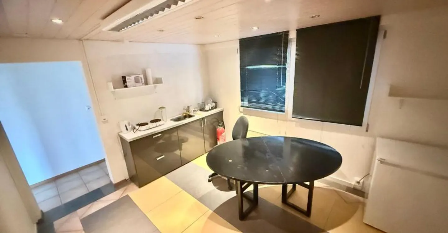 Office - Photo 5 of 7