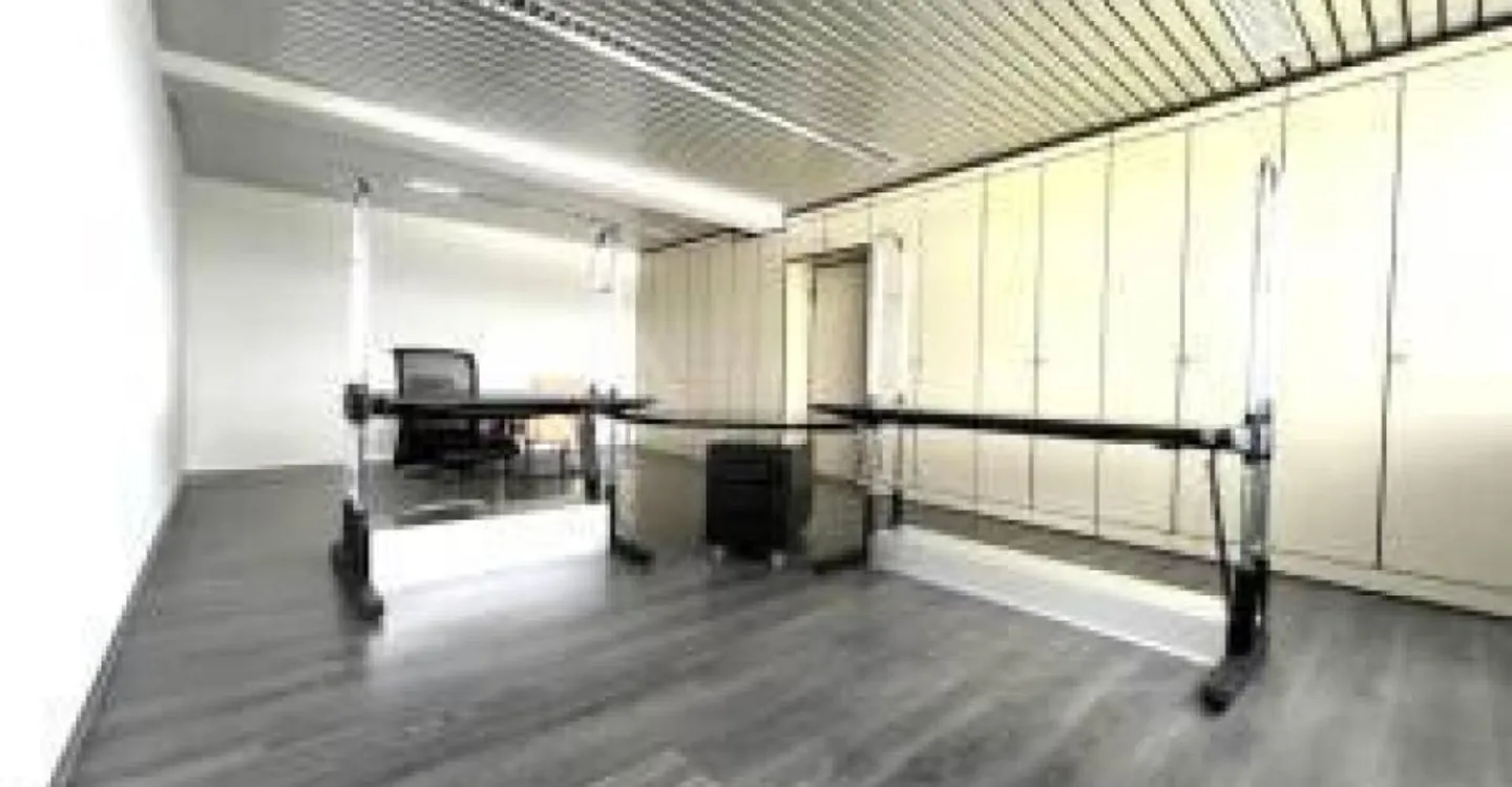 Bureau spacieux à Kerzers - Photo 3 sur 7