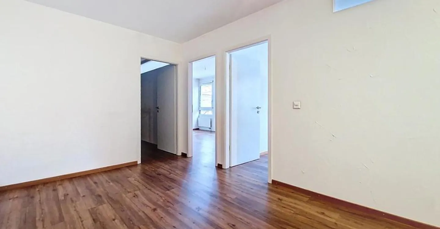 Office 3.5 rooms - Photo 9 of 13