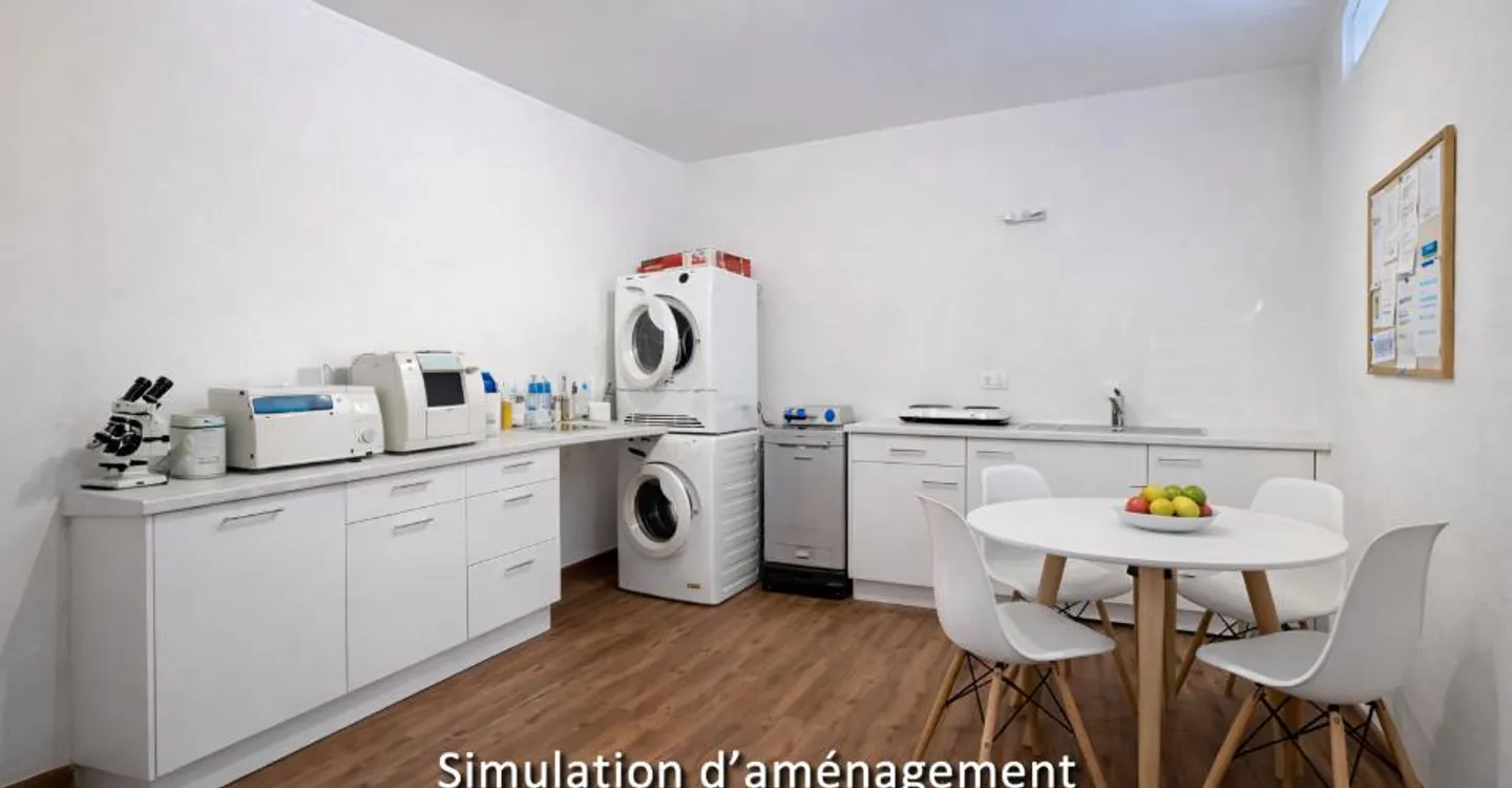 Office 3.5 rooms - Photo 12 of 13