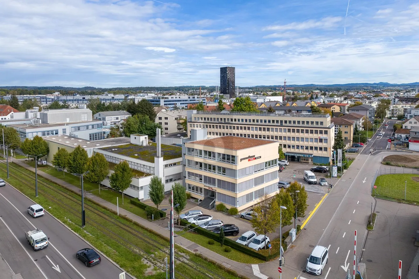 ESPACE MODERNE D'ENTREPÔT ET DE LOGISTIQUE - Photo 1 sur 5