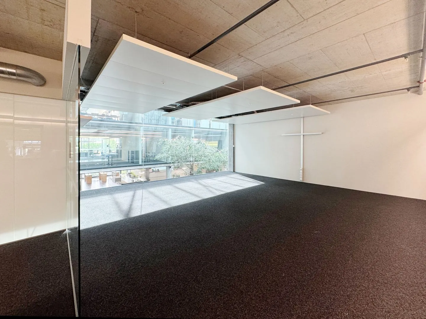 155m² - Representative office space in an attractive location as a partial area - Photo 10 of 13