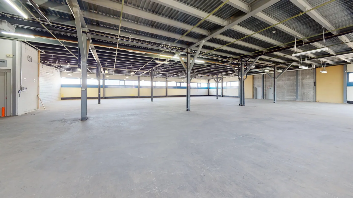Espace de stockage spacieux (environ 830 m2) au 2ème étage - Photo 6 sur 9