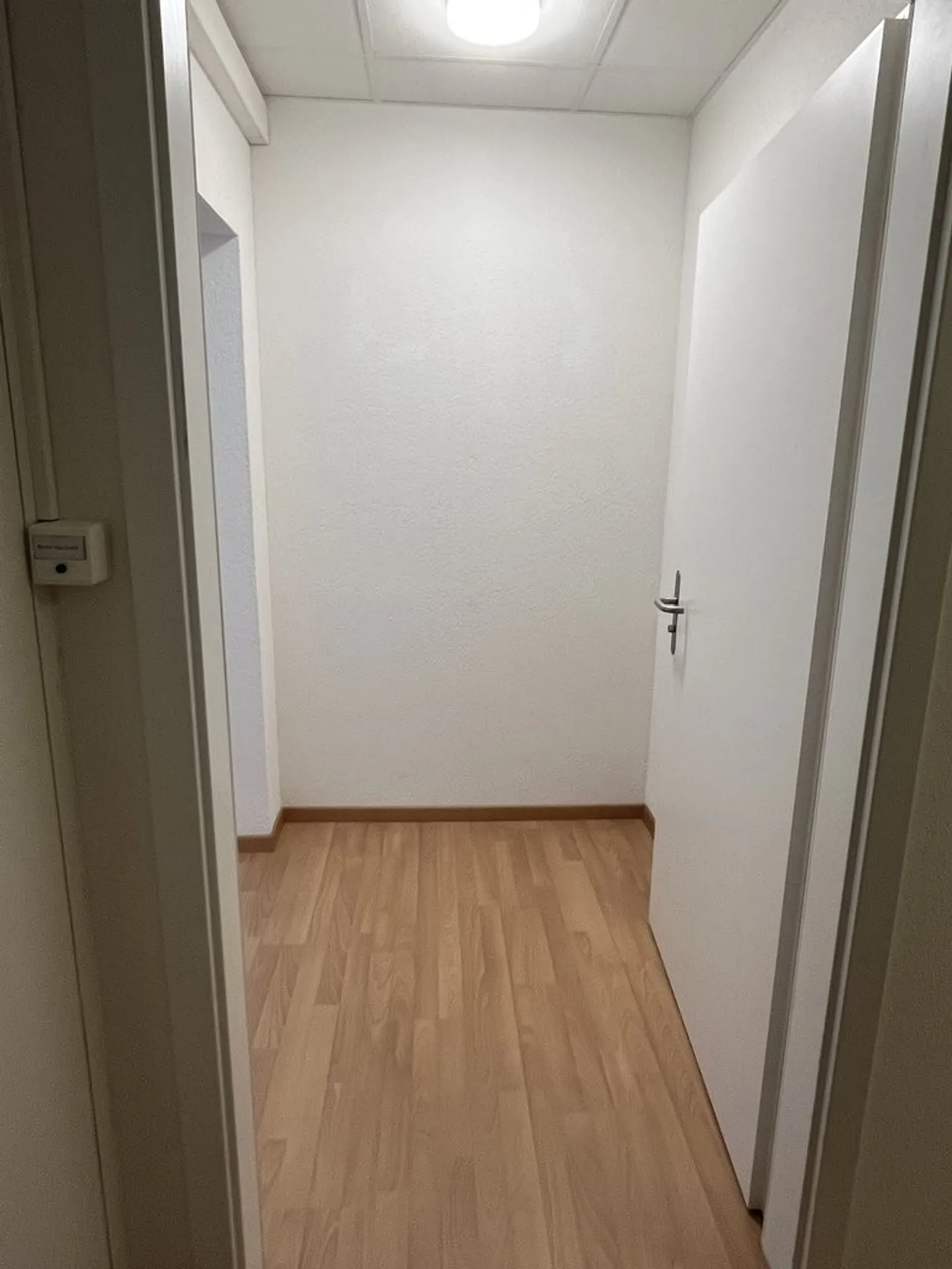 Spazio commerciale nel centro di Rorschach! - Foto 3 di 7