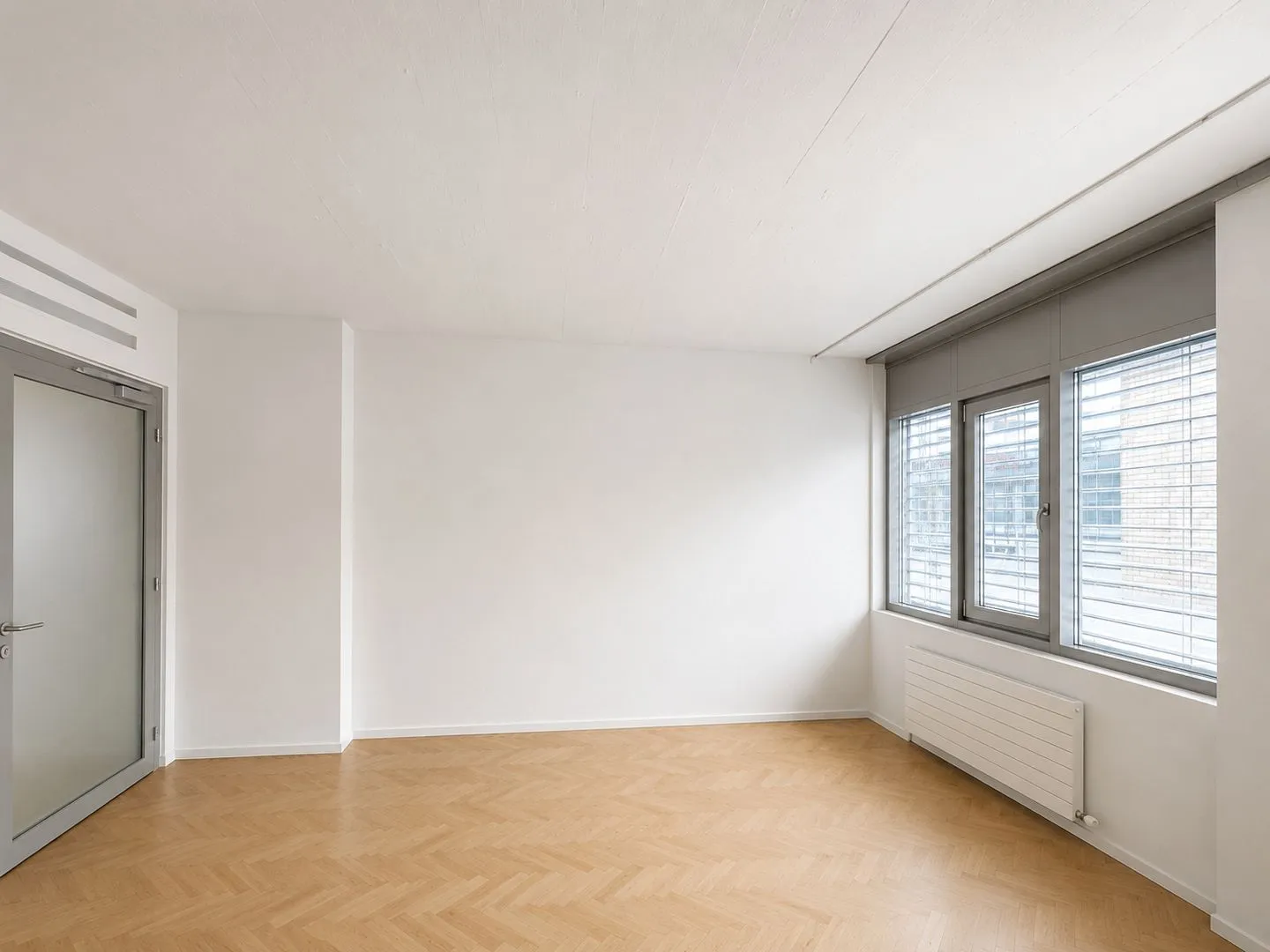 Your new office? 28 m2 in the heart of Brugg! - Photo 3 of 7