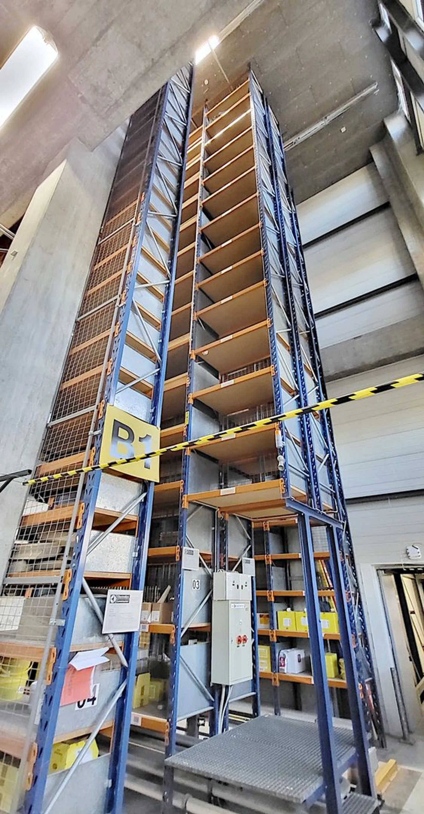 Zones d'Entrepôt/Logistique au Rez-de-Chaussée - Photo 4 sur 6