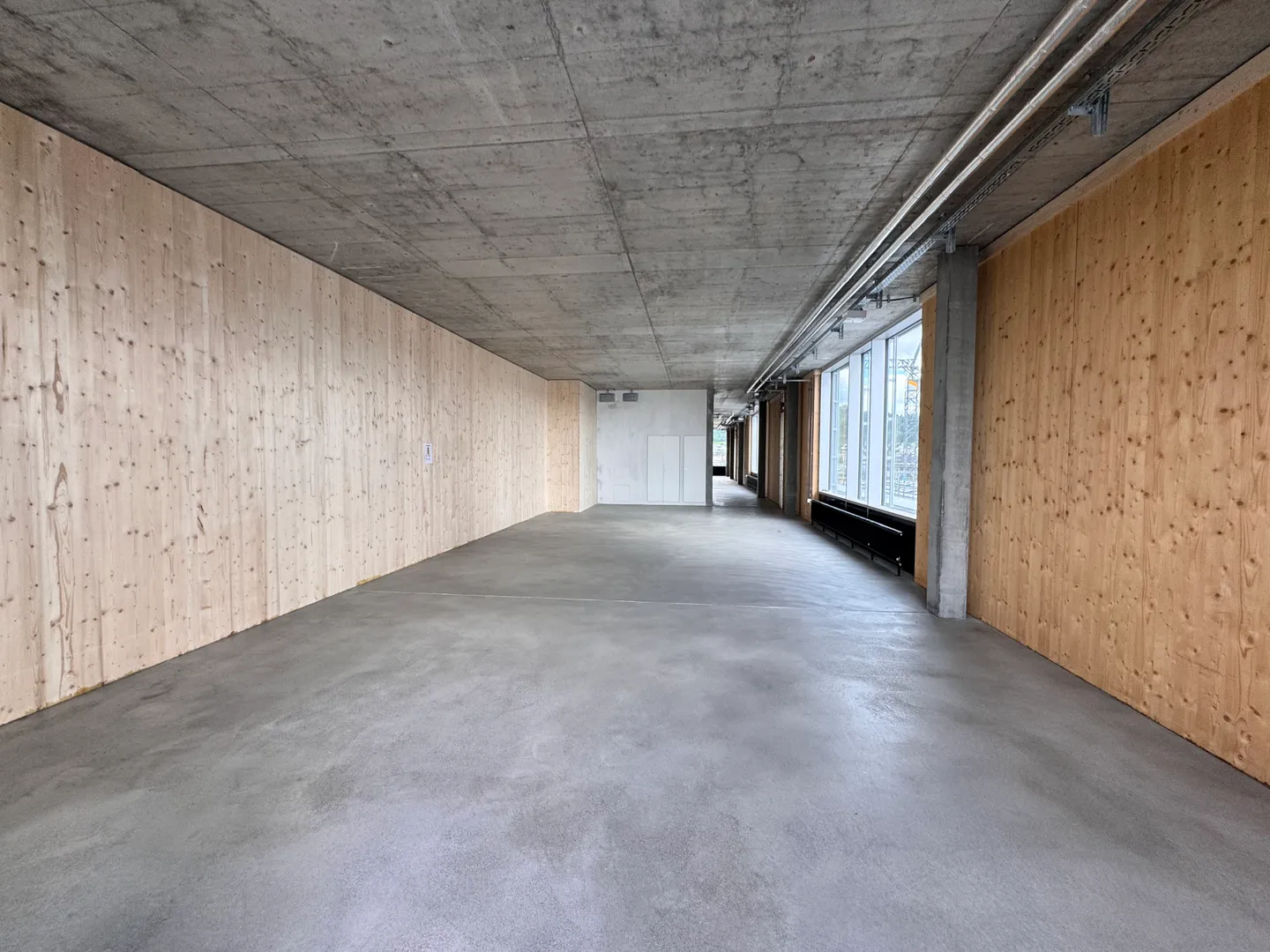 Modern Office Space in Zurich - Photo 3 of 13