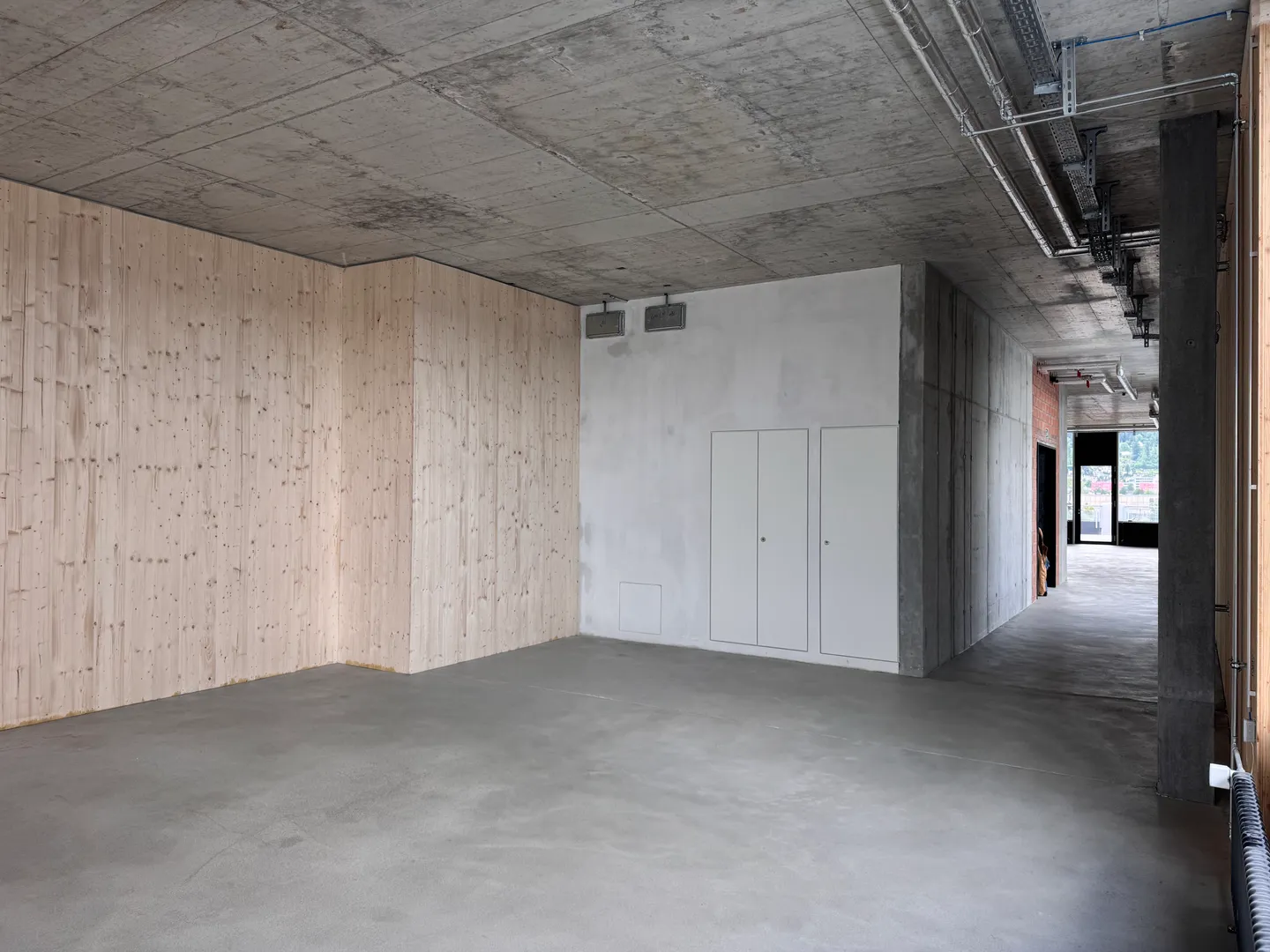 Modern Office Space in Zurich - Photo 5 of 13