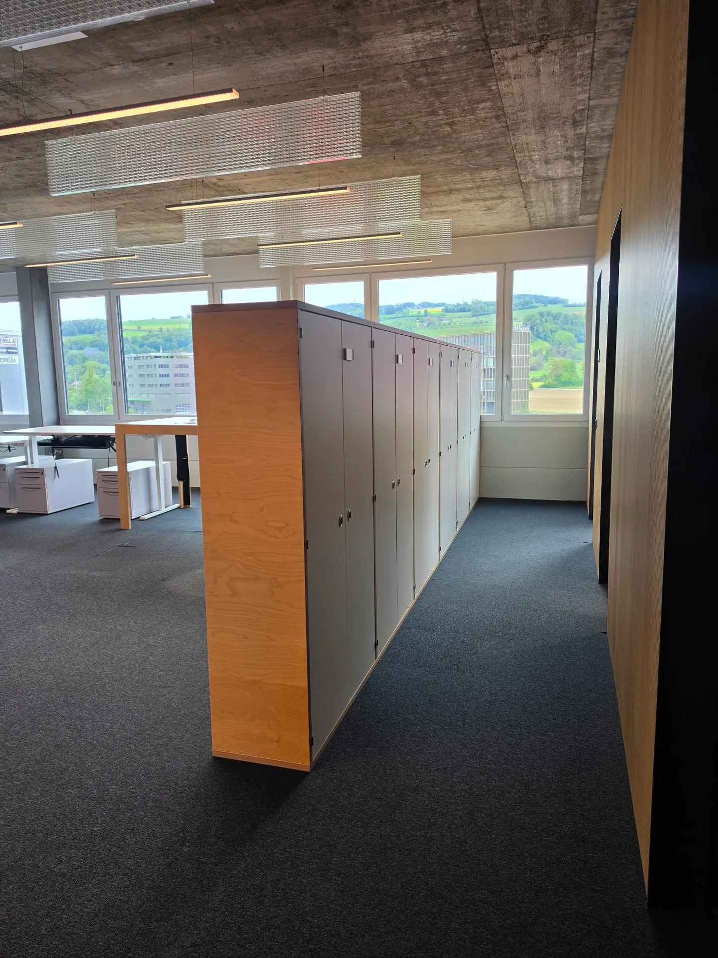 Espace de bureau et de services avec vue - Photo 6 sur 13