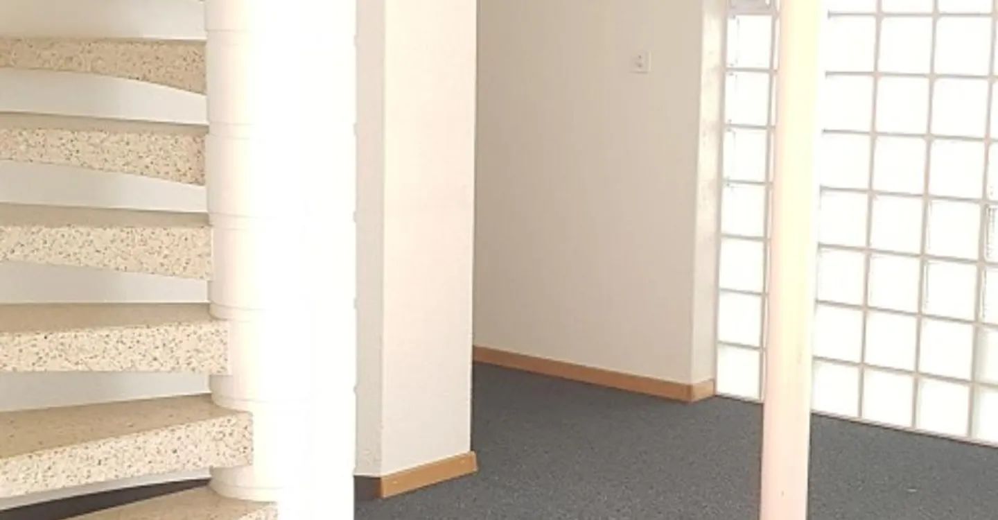 Bureau spacieux à Delémont - Photo 3 sur 9