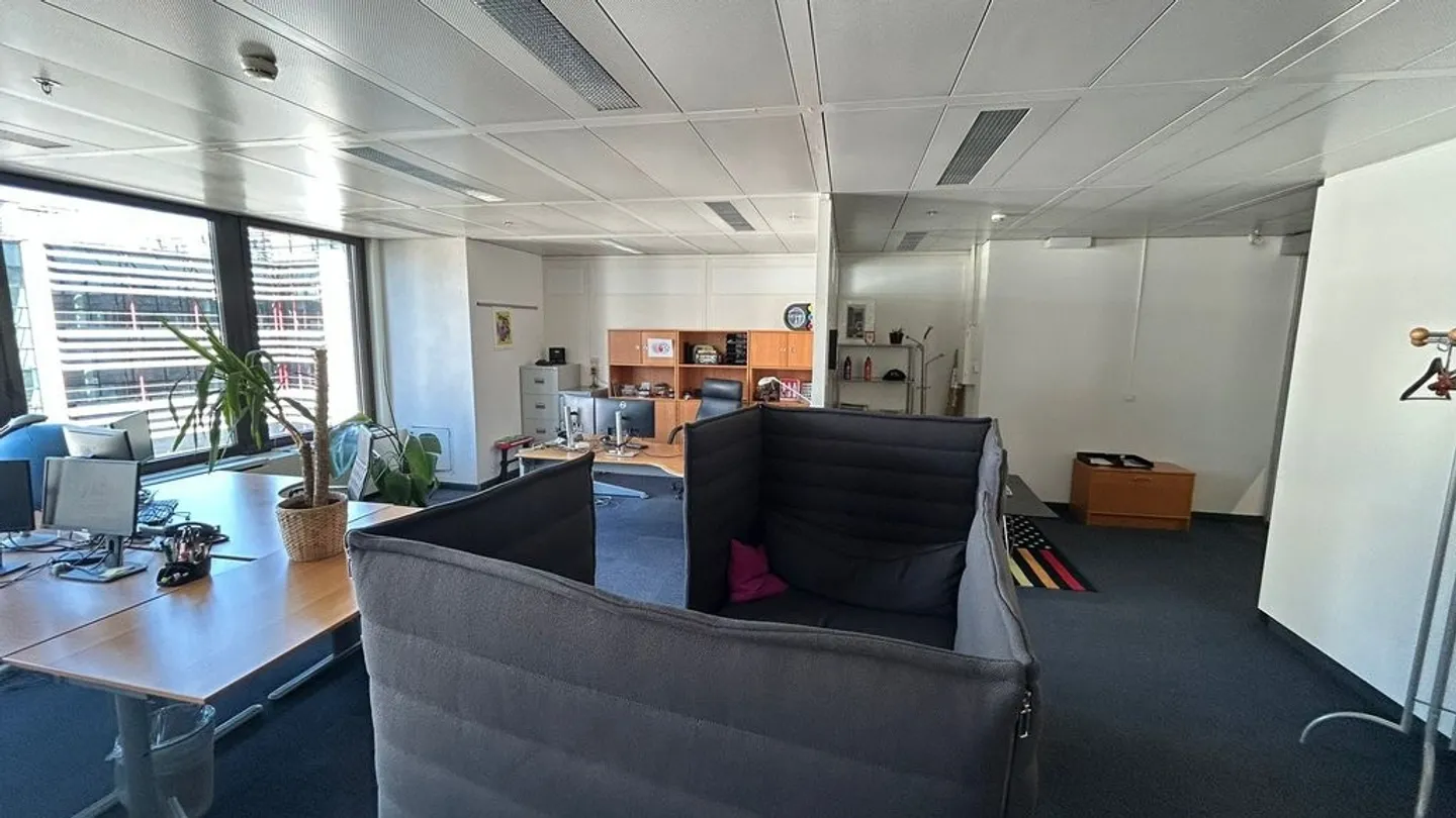 Spazio Ufficio 18m2 - 4° piano - GBC - Foto 8 di 8