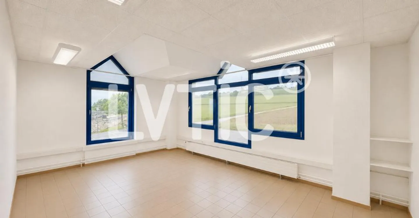 Office Space in Yverdon - Photo 3 of 8