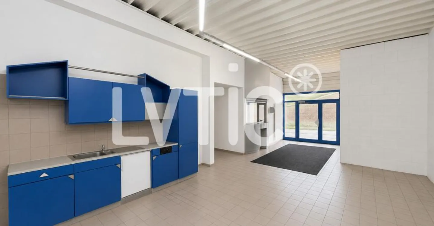 Office Space in Yverdon - Photo 2 of 8