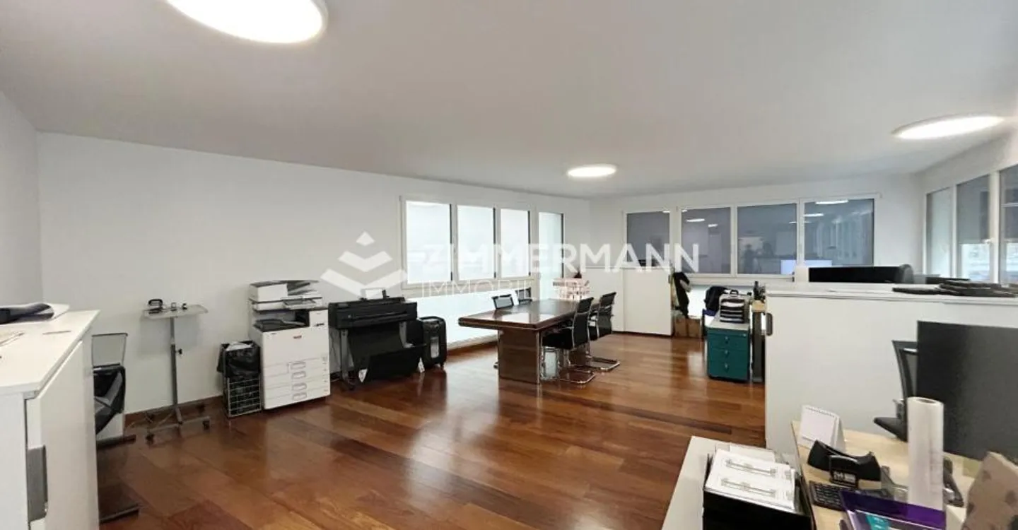 Office - Photo 3 of 11
