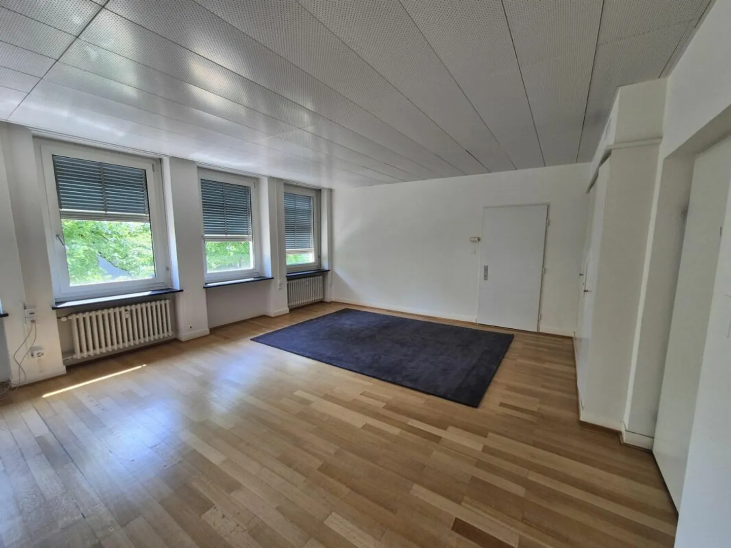 Beautiful office in the Buss area Pratteln - 36 m² on the 1st floor of the main building - Photo 3 of 4