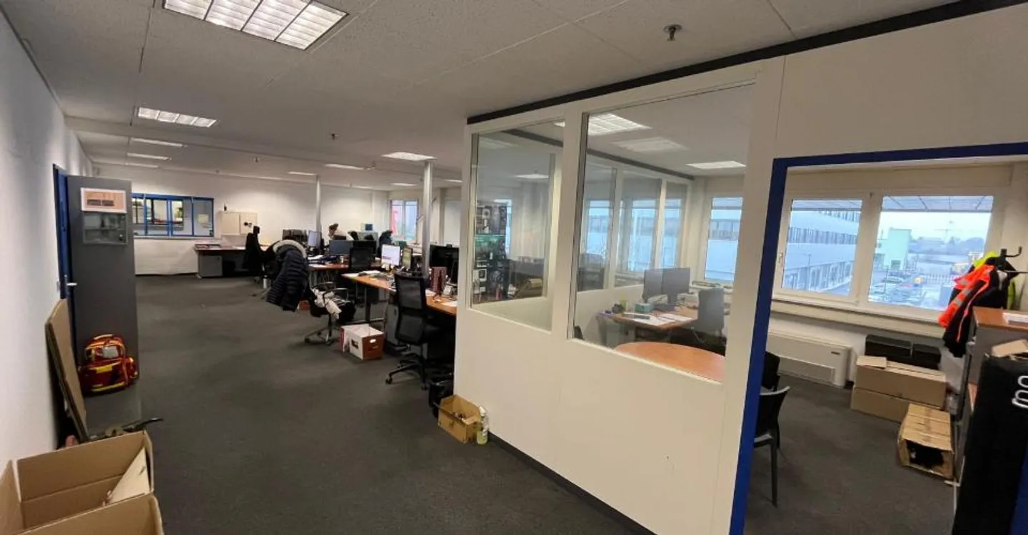 Office - Photo 2 of 3