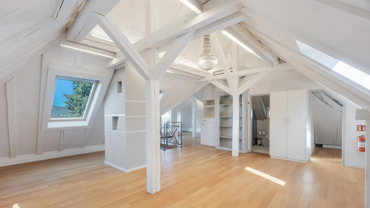 Representative Office Villa with Character and Garden! - Photo 10 of 12