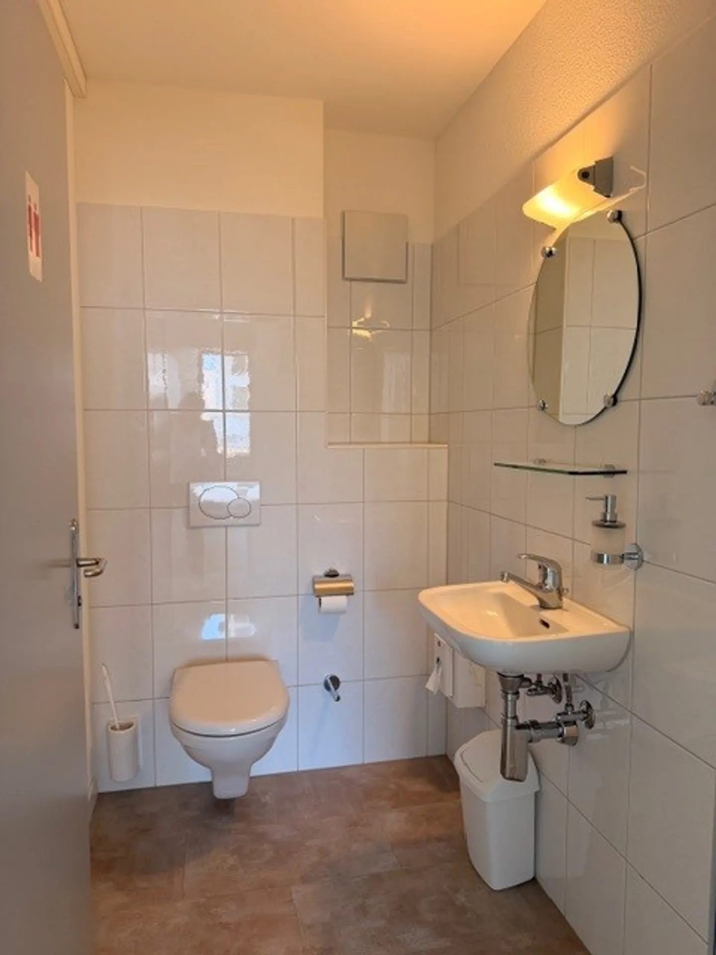 Central in Sursee - Versatile Commercial Space - Photo 8 of 13