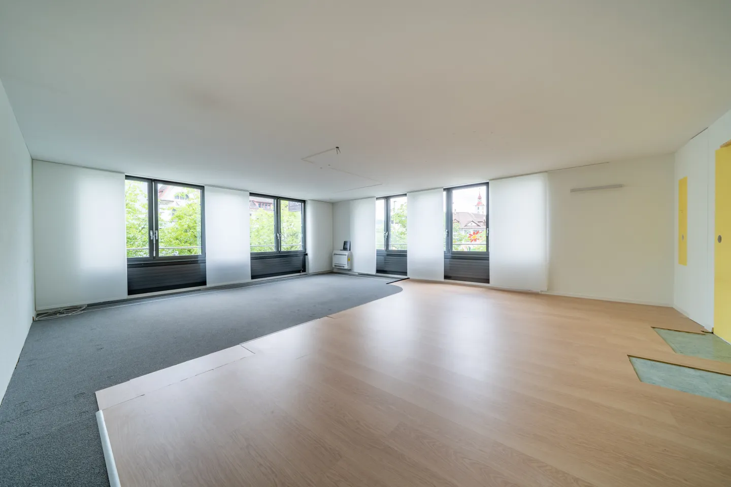 Central in Sursee - Versatile Commercial Space - Photo 2 of 13