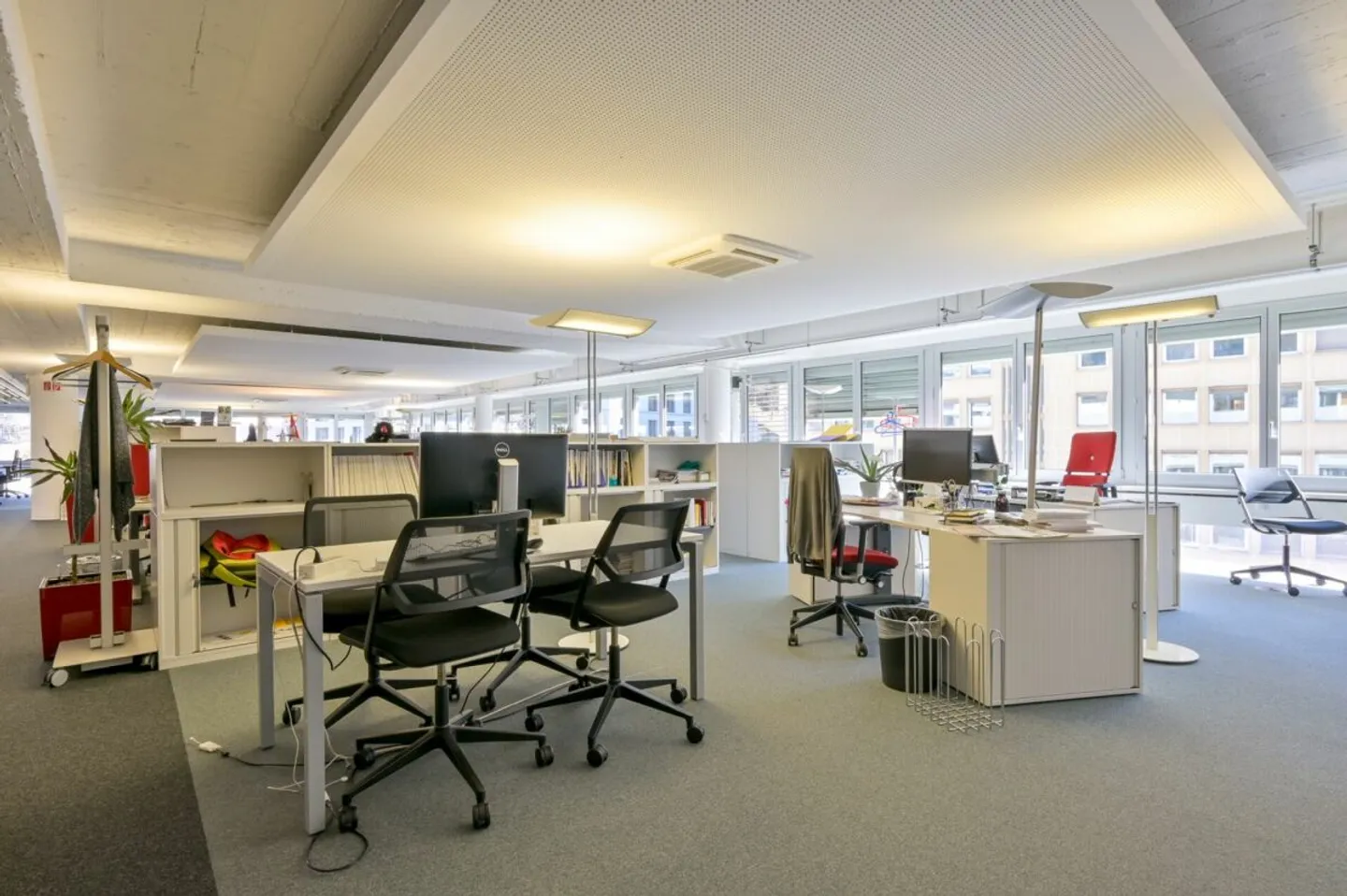 I tuoi uffici di 1500 m² divisibili da 450 m² in affitto nel centro di Losanna, metro, negozi. - Foto 10 di 12