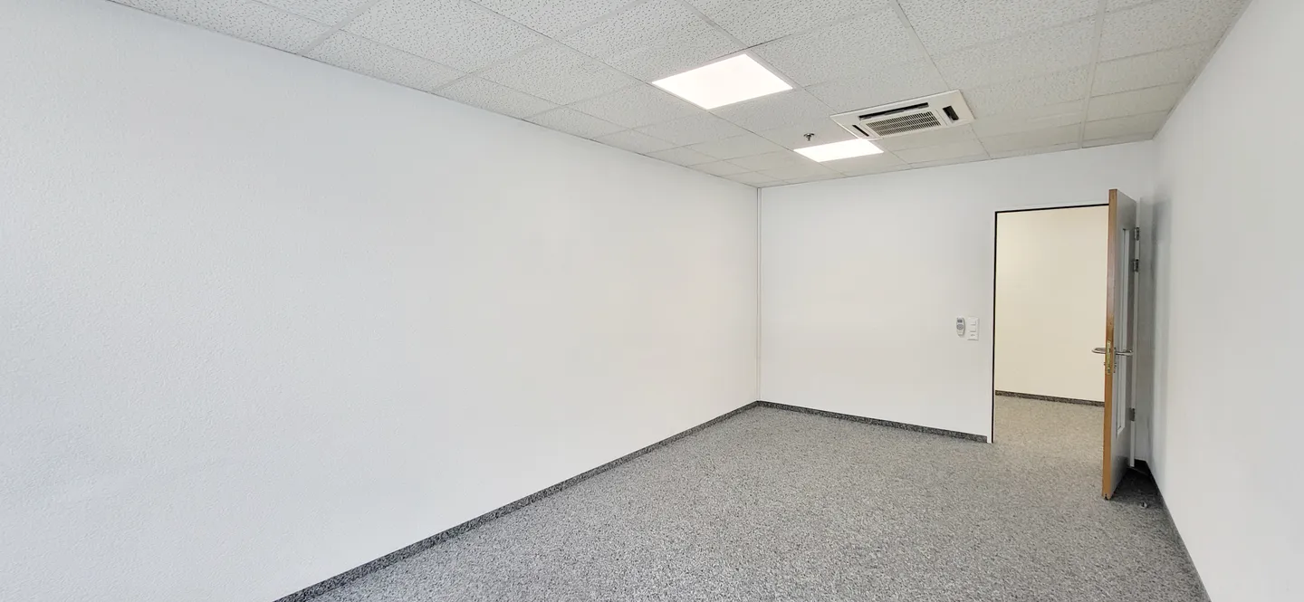 606 m² Espace Bureau sur le Campus de Mägenwil! - Photo 11 sur 13